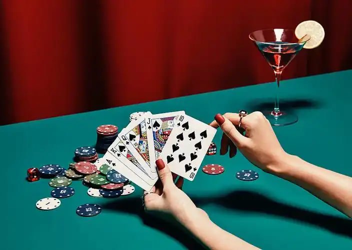 tttjili platform mobile interface showing sports betting and casino games for Filipino players